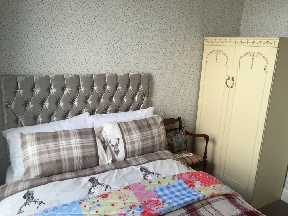 16 Pilrig 3* Edinburgh